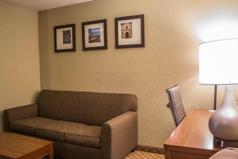 Comfort Near Seaworld 3* San Antonio
