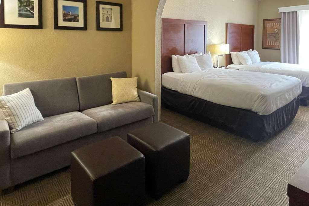 Comfort Near Seaworld San Antonio