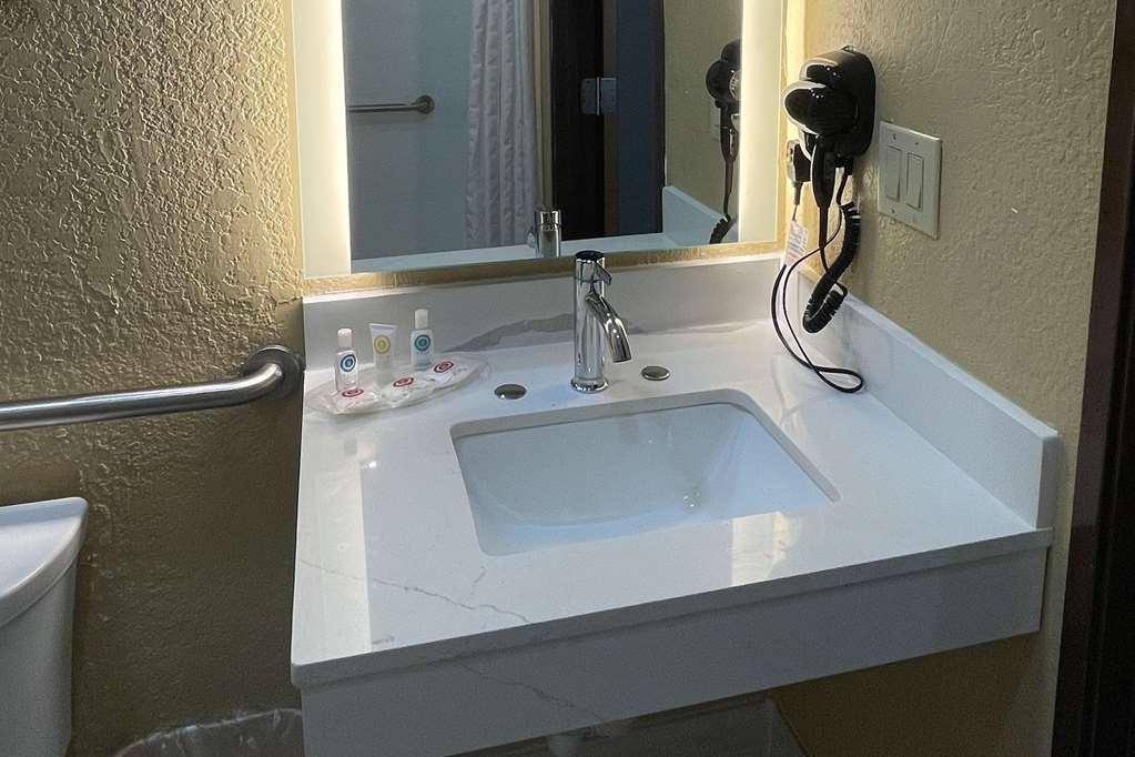 Comfort Near Seaworld San Antonio