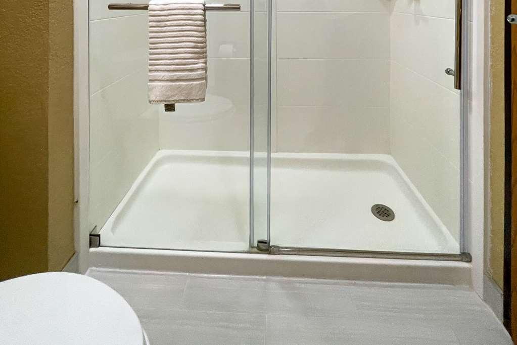 Comfort Near Seaworld Hotel