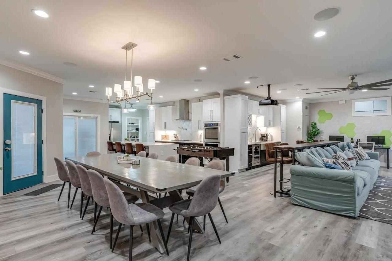 Villa Luxury 6br/5ba + Hot Tub Near Dt