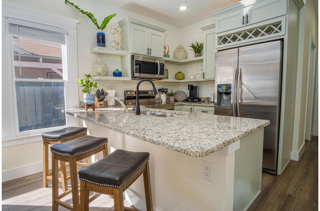 Brand New Craftsman 2br2ba In Denver Heights Villa *