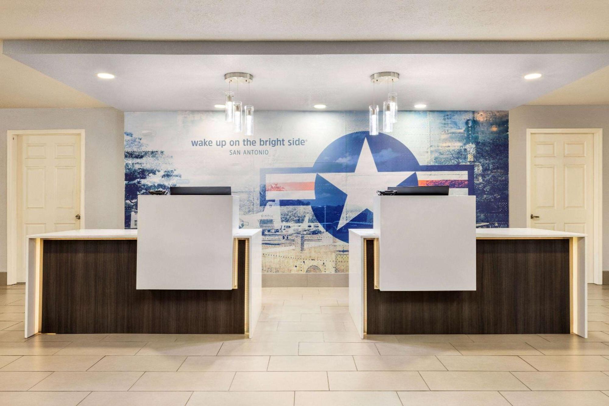 La Quinta By Wyndham Lackland Hotel 3*