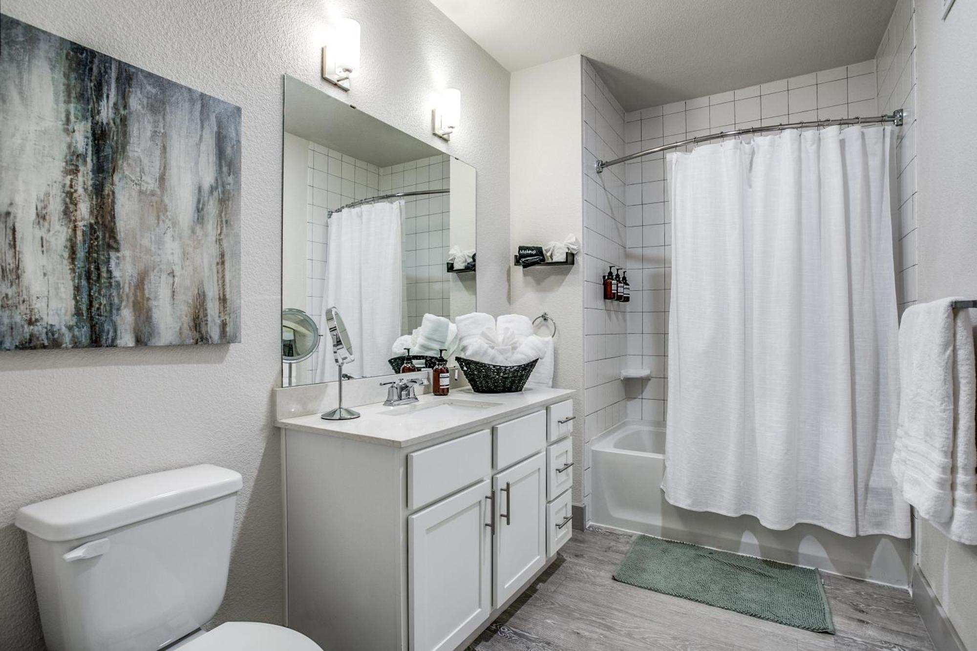 Apartment Modern Luxury On Riverwalk #1335 San Antonio