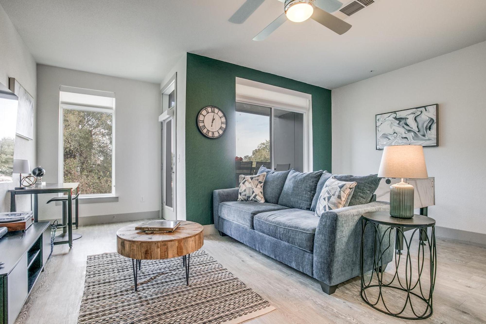 Modern Luxury On Riverwalk #1335 San Antonio