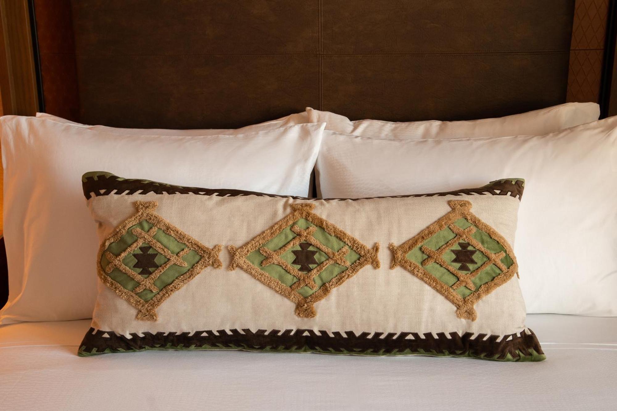 Plaza & Spa, Autograph Collection Hotel