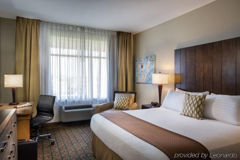 Northwest- Seaworld Area By Ihg Resort 3*