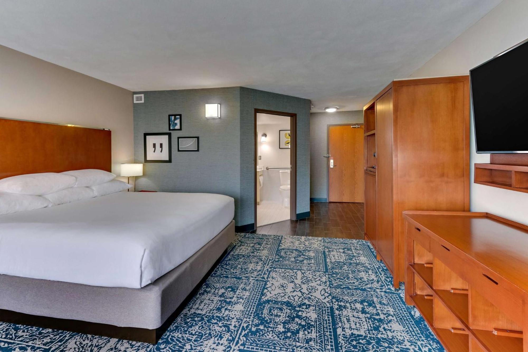 Drury & Airport 3* San Antonio