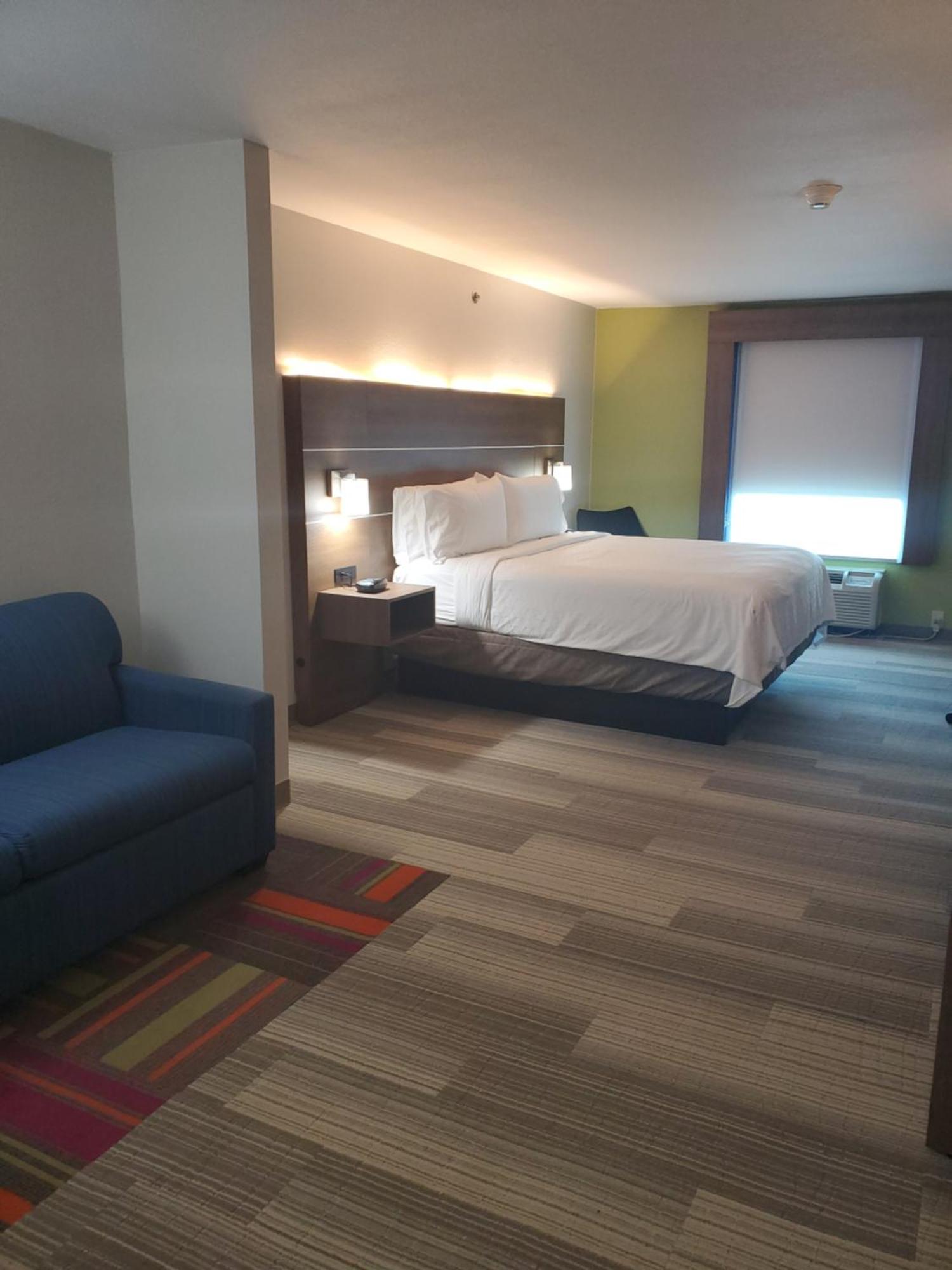 Express & West Sea World Area By Ihg 3* San Antonio