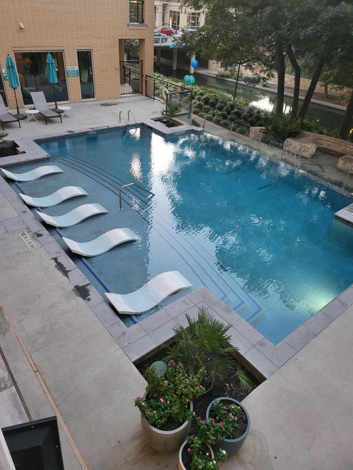 Apartment Modern Luxury On Riverwalk #1335