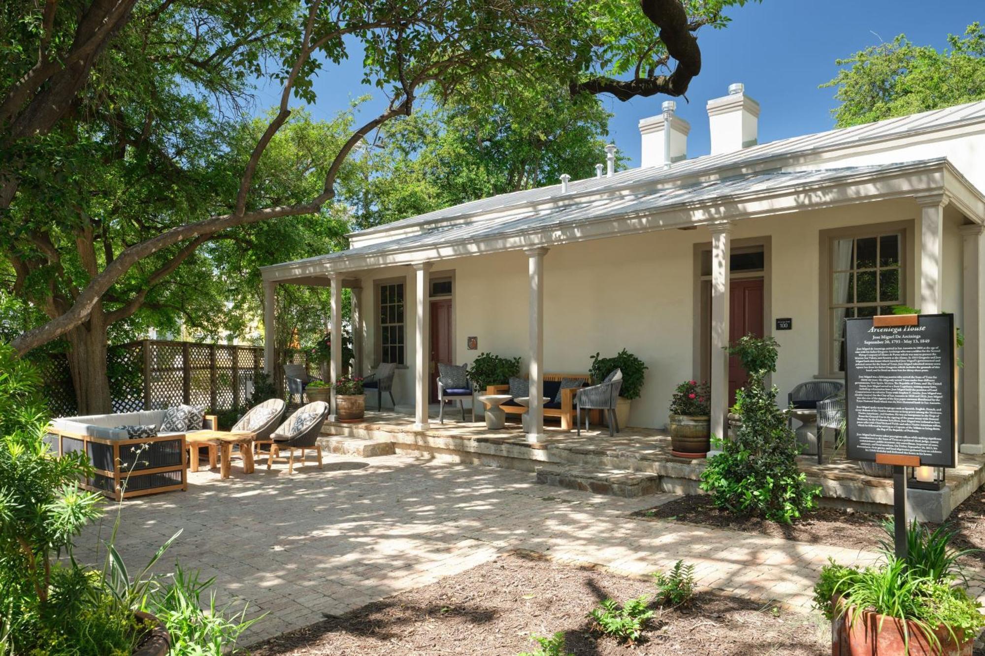 Plaza & Spa, Autograph Collection Hotel San Antonio