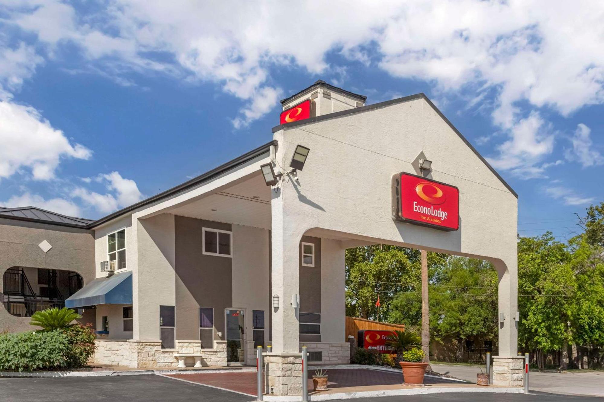 Econo & Near Lackland Afb Hotel 2*
