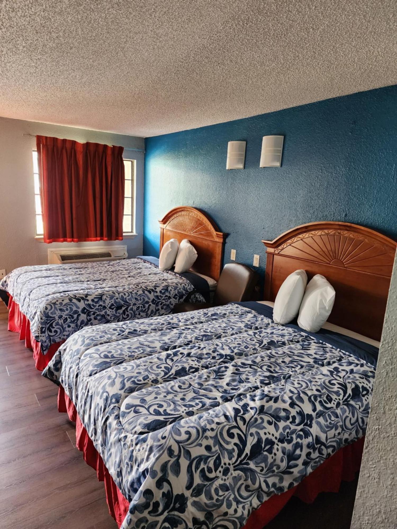 Hotel Regency - Sam Houston San Antonio