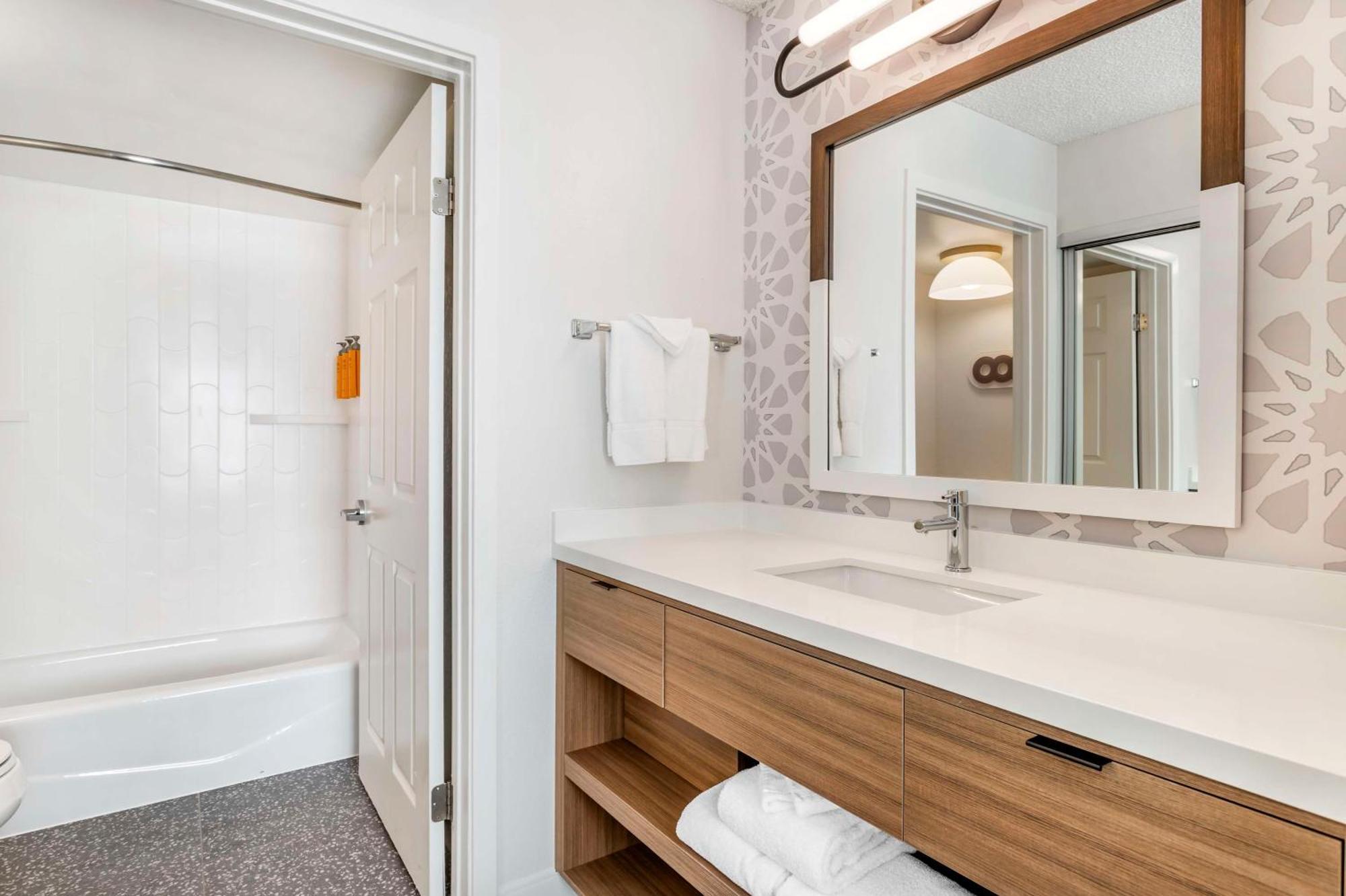 Hotel Sonesta Es Downtown Alamo Plaza 3*