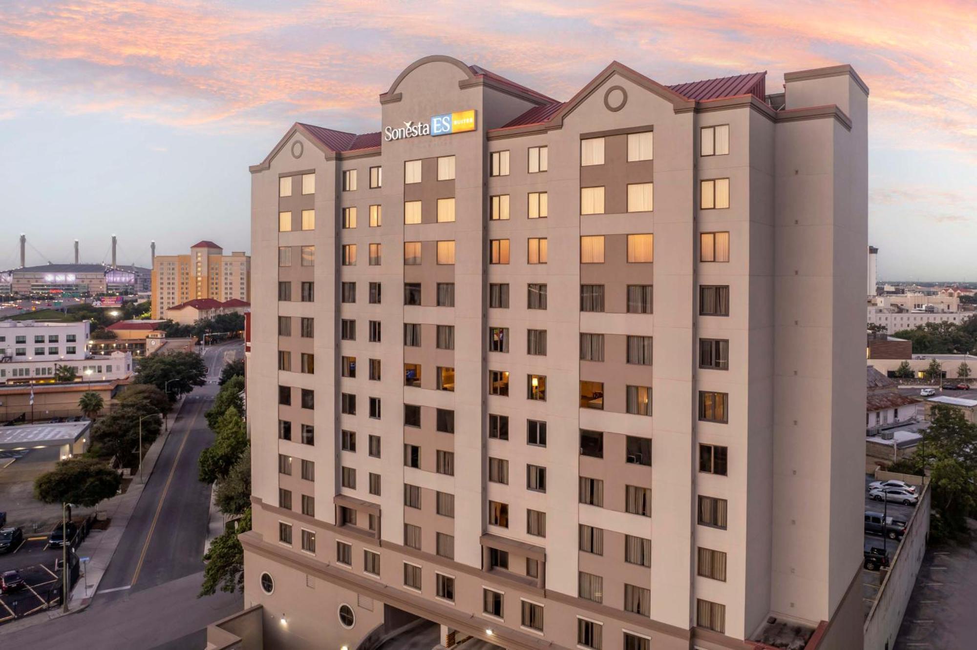Sonesta Es Downtown Alamo Plaza 3*