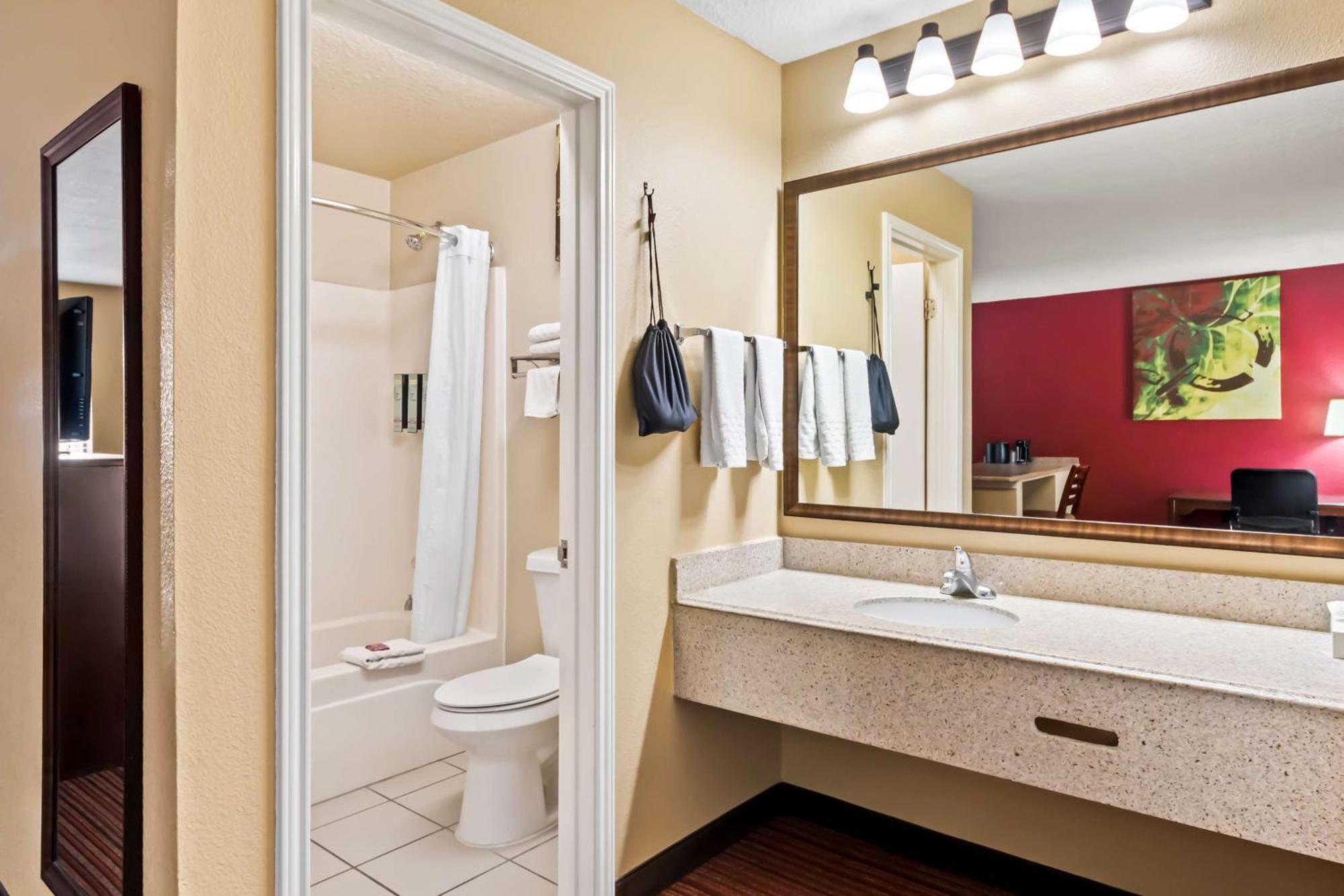 Surestay Plus By Best Western Fiesta 3*