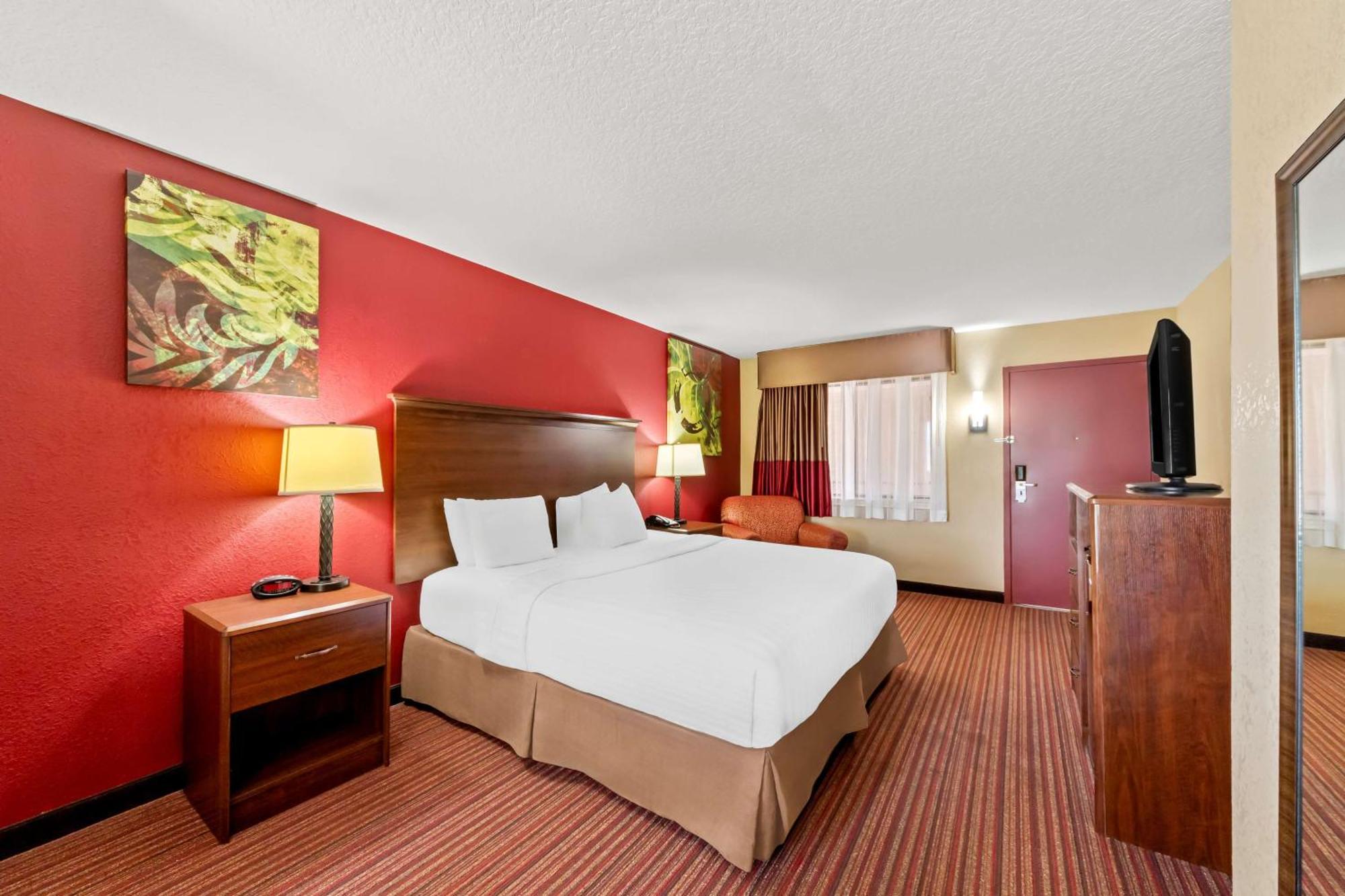 Hotel Surestay Plus By Best Western Fiesta 3*