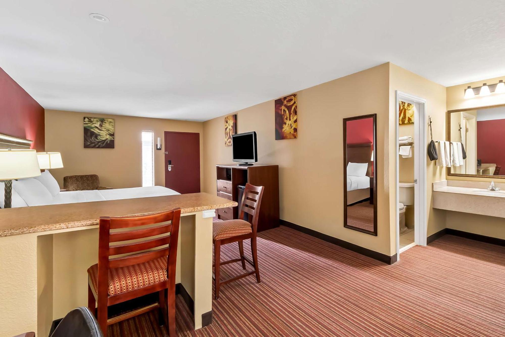 Surestay Plus By Best Western Fiesta 3*
