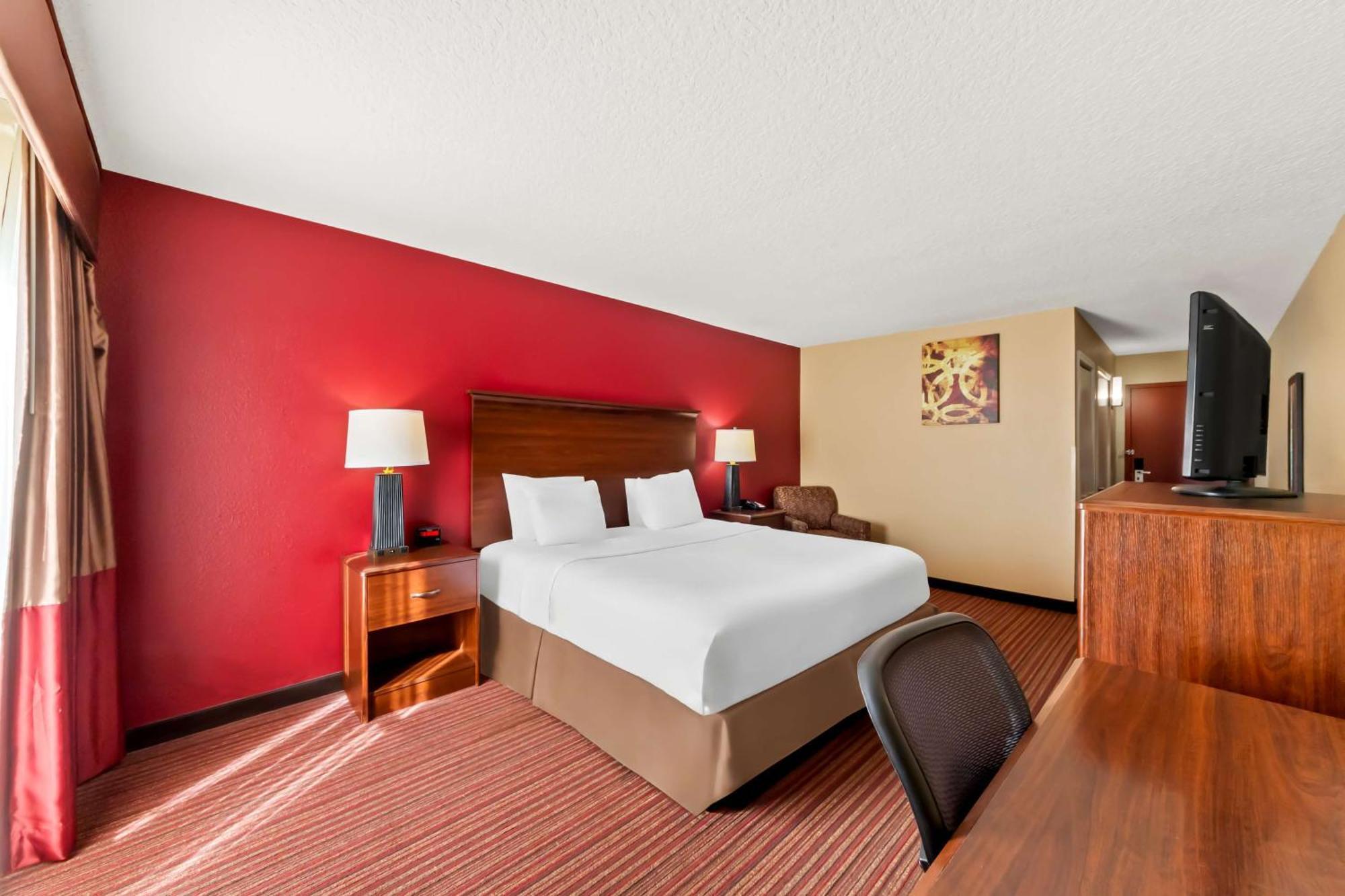 Surestay Plus By Best Western Fiesta San Antonio