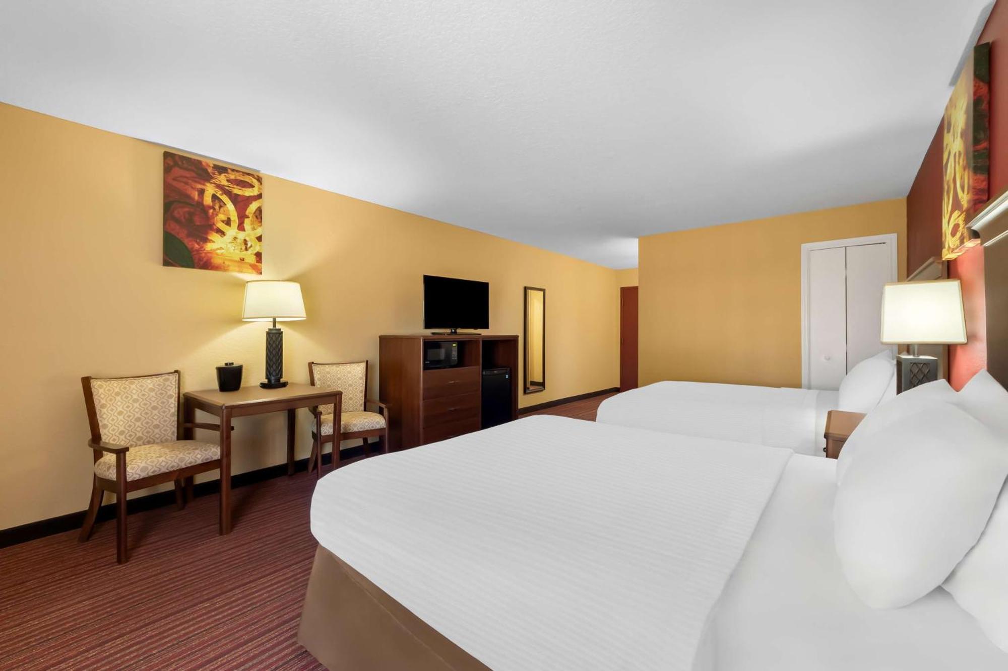 Surestay Plus By Best Western Fiesta 3* San Antonio