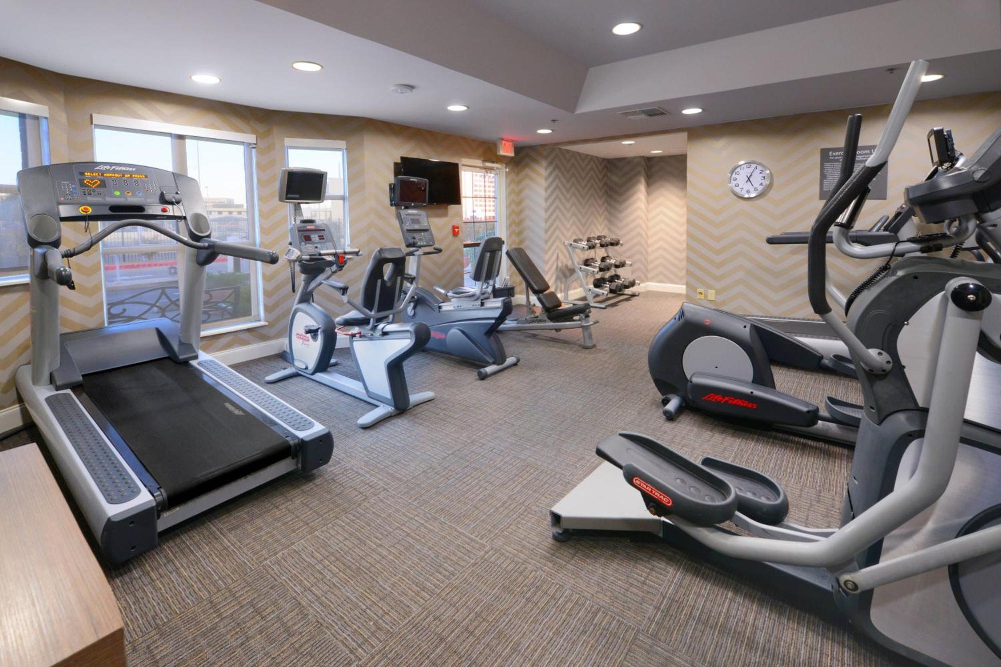 By Marriott Airport/alamo Heights