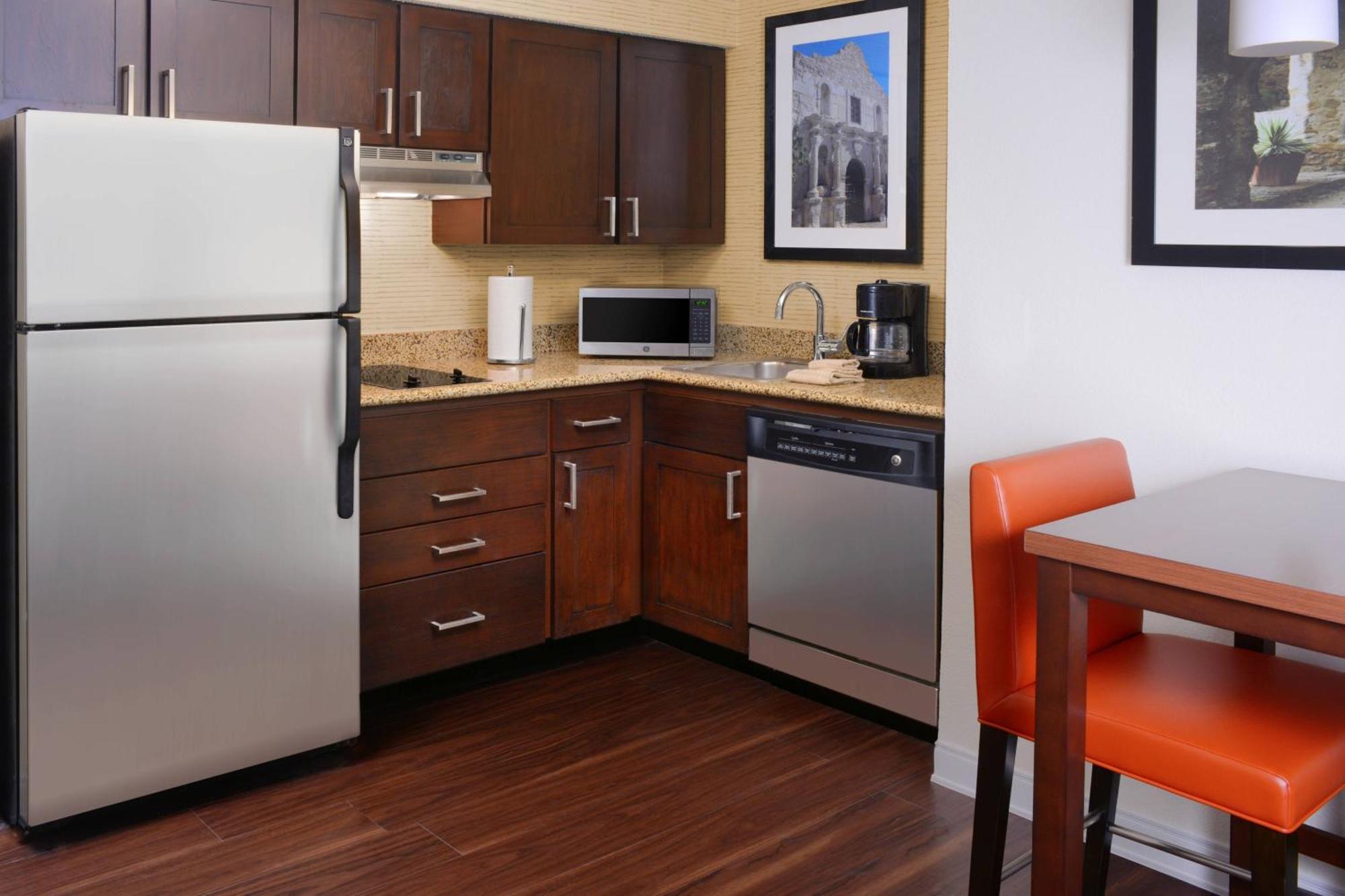 By Marriott Airport/alamo Heights Hotel San Antonio