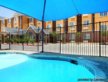 Super 8 By Wyndham Downtown Ne Hotel