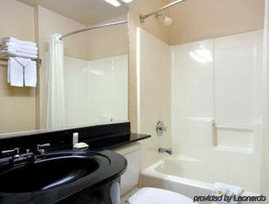 Hotel Super 8 By Wyndham Downtown Ne