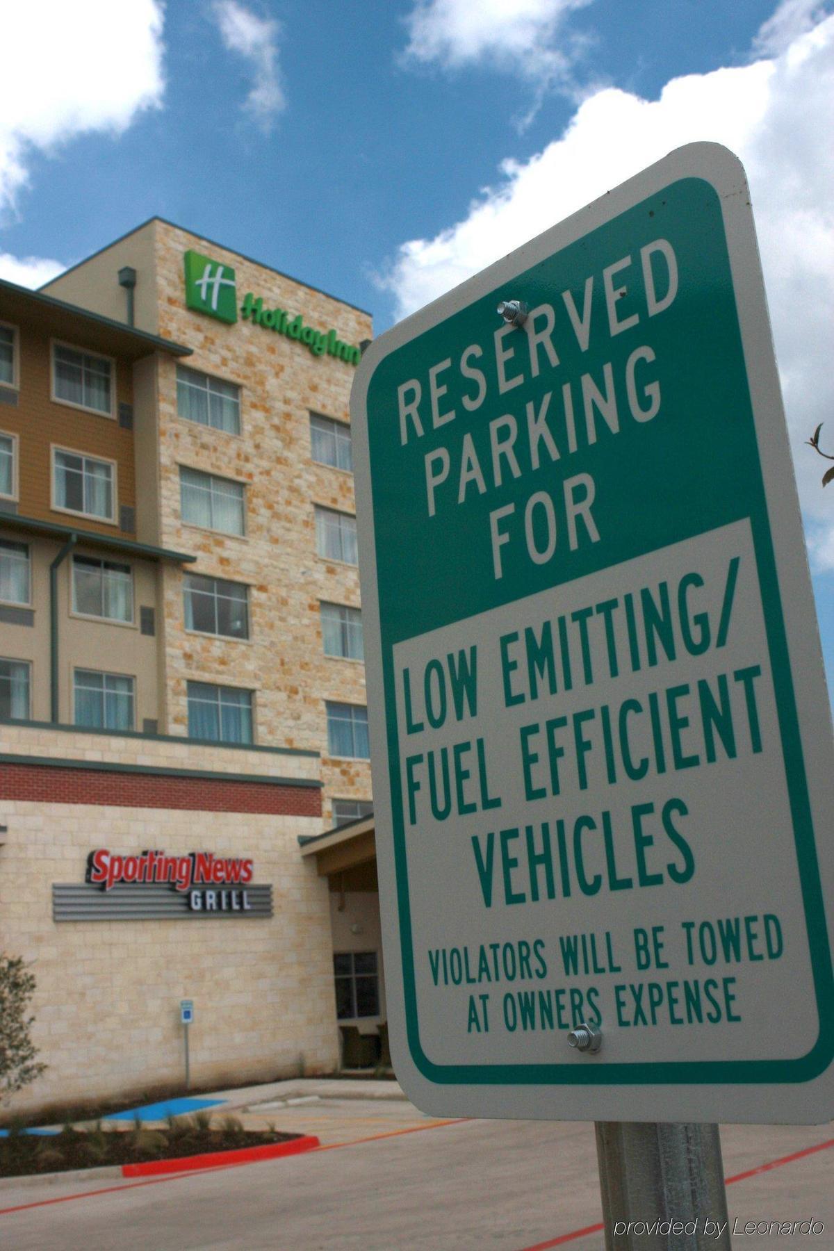 Northwest- Seaworld Area By Ihg 3* San Antonio