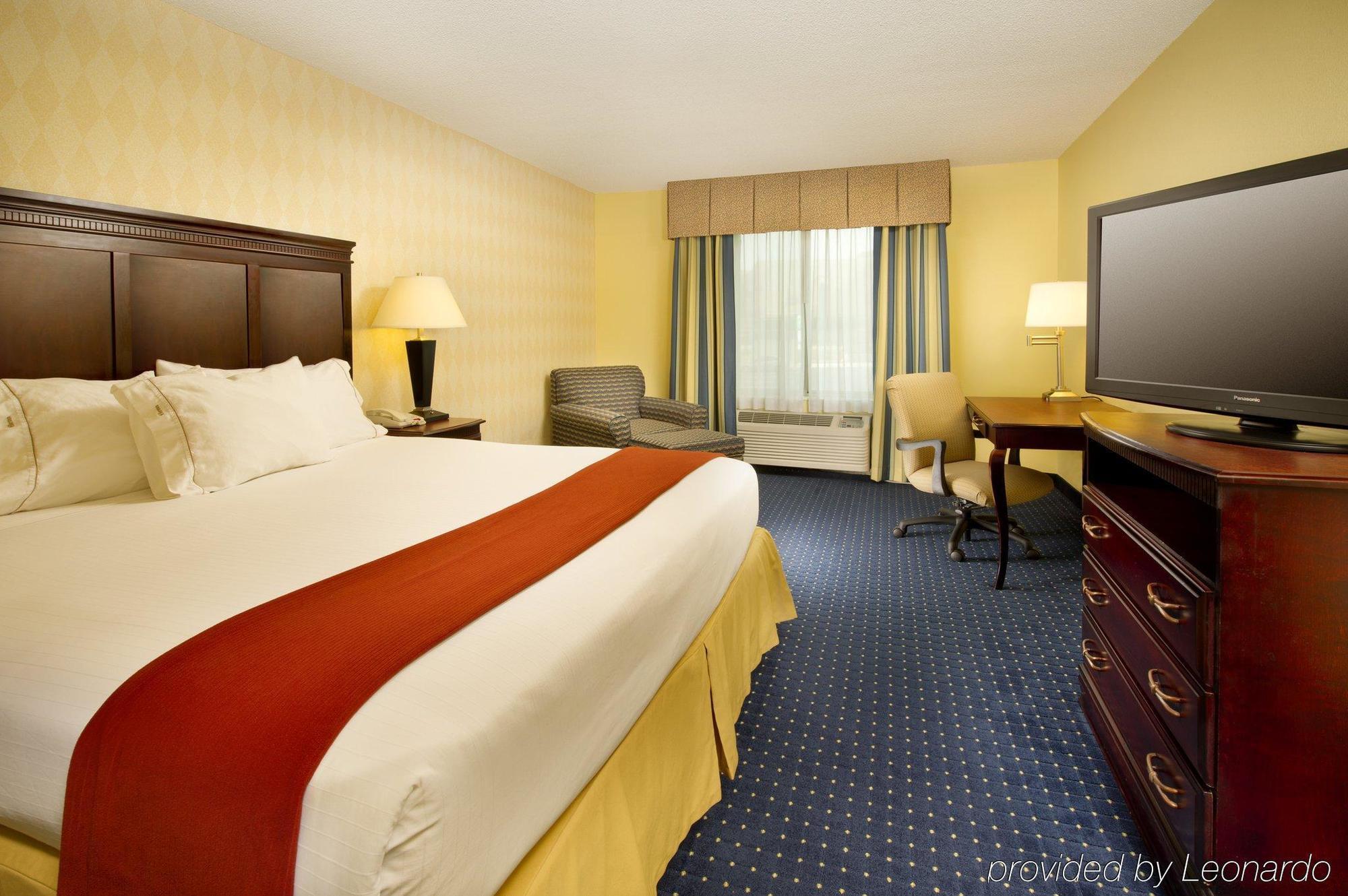 Express & West Sea World Area By Ihg San Antonio