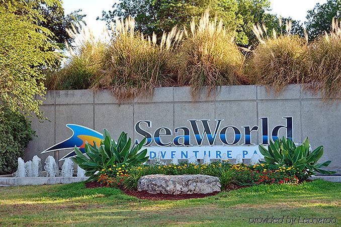 6-san Antonio, Tx - West Seaworld 2*