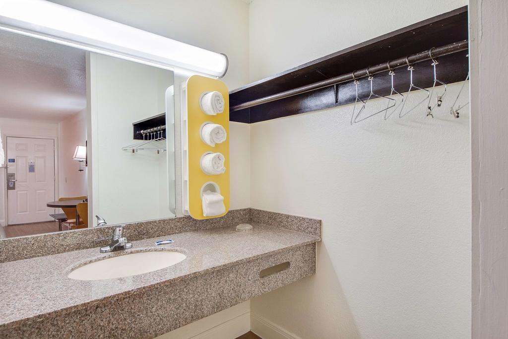 Hotel Americas Value
