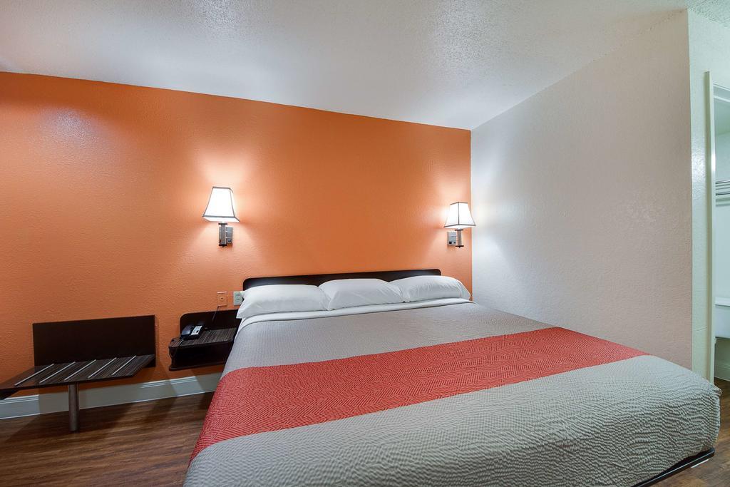 Hotel Americas Value 2*