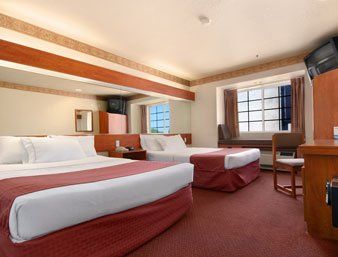 Hotel Super 8 By Wyndham Downtown Ne 2*