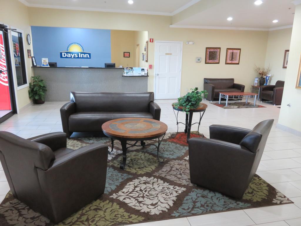 Hotel Days Inn by Wyndham San Antonio Northwest/Seaworld 2*