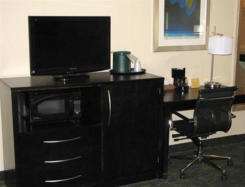Hotel Cityview & Downtown /rivercenter Area 2*