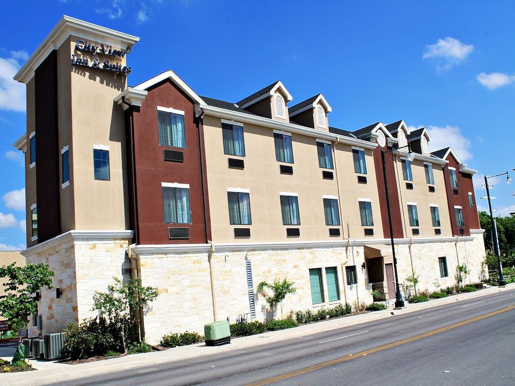 Cityview & Downtown /rivercenter Area Hotel 2*