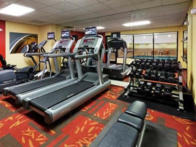 Courtyard By Marriott Airport/north Star Mall 3*