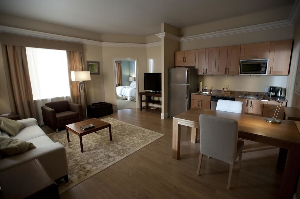 Homewood Airport Hotel