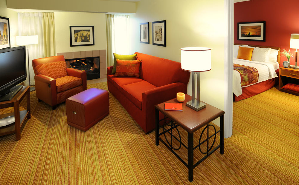 Hotel By Marriott Airport/alamo Heights San Antonio