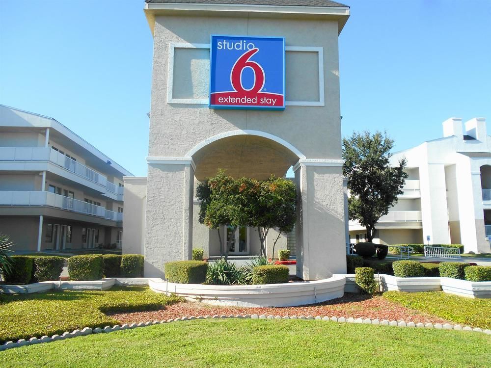 Hotel 6-san Antonio, Tx - Airport San Antonio