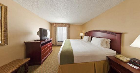 Express & - Rivercenter Area By Ihg San Antonio