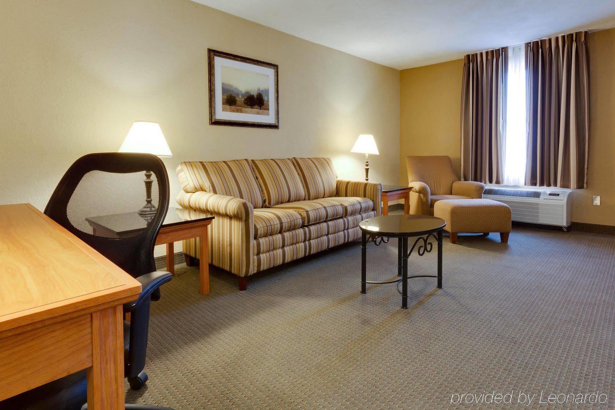 Hotel Drury & Northwest Medical Center San Antonio