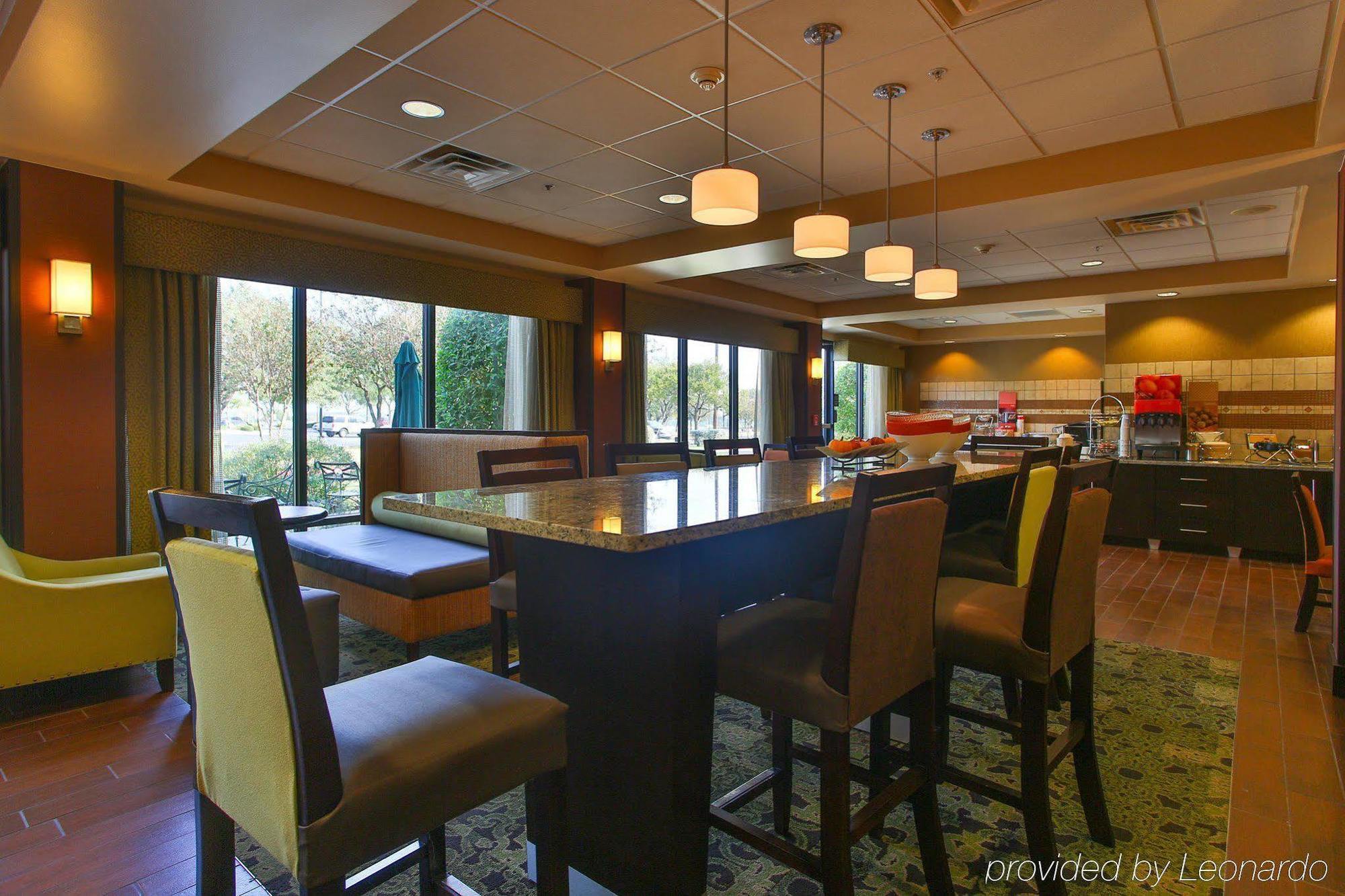 Hampton Stone Oak 3* San Antonio