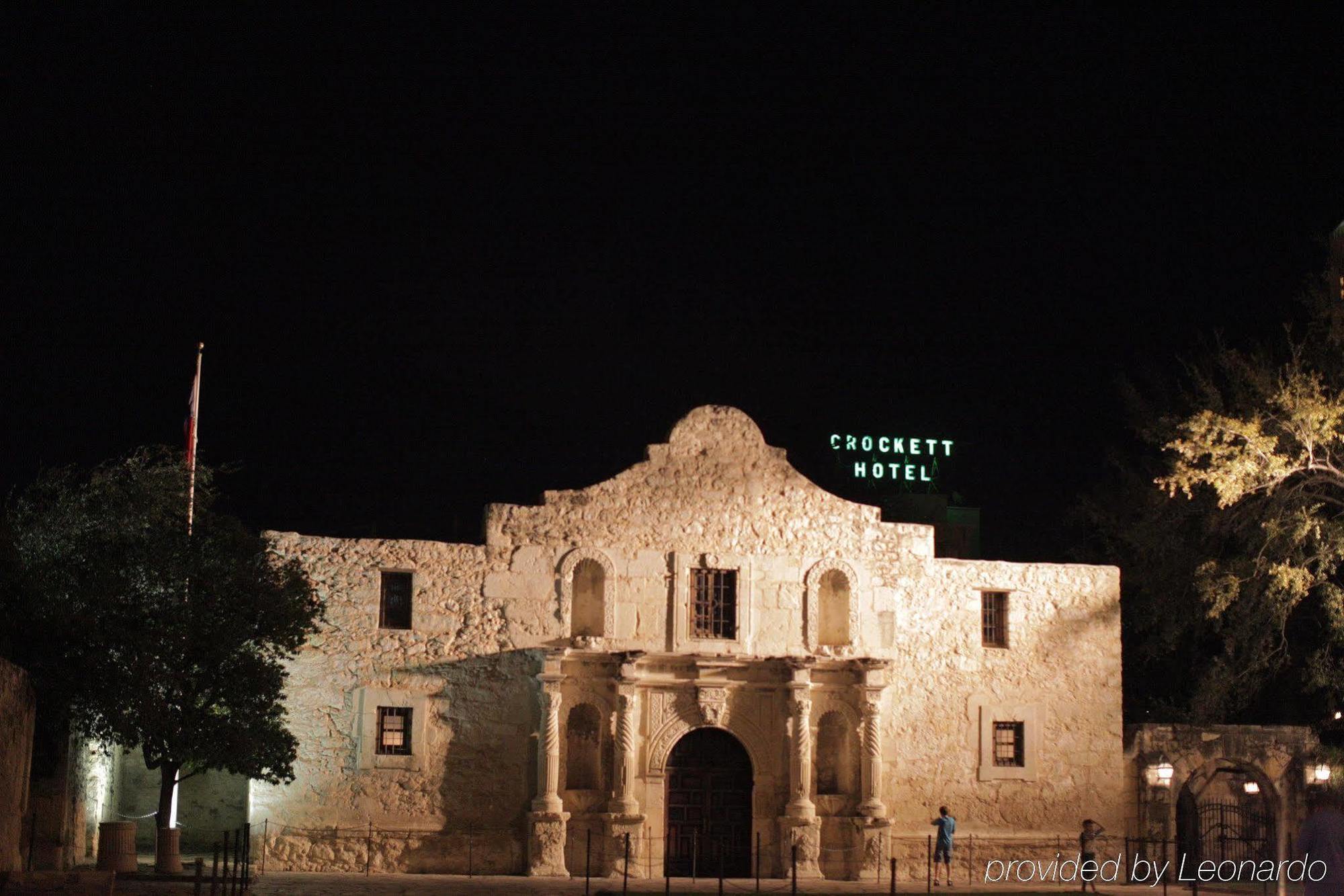 Comfort Alamo-river Walk 3*