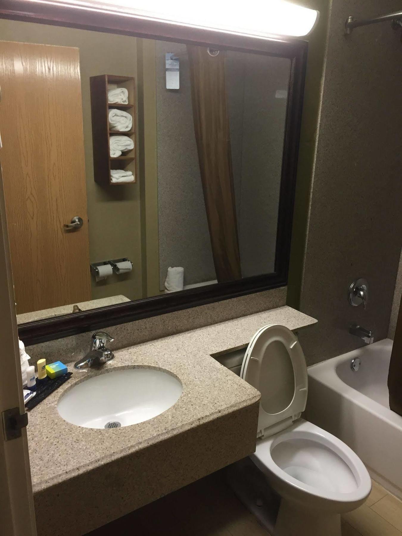 Super 8 By Wyndham Downtown Ne