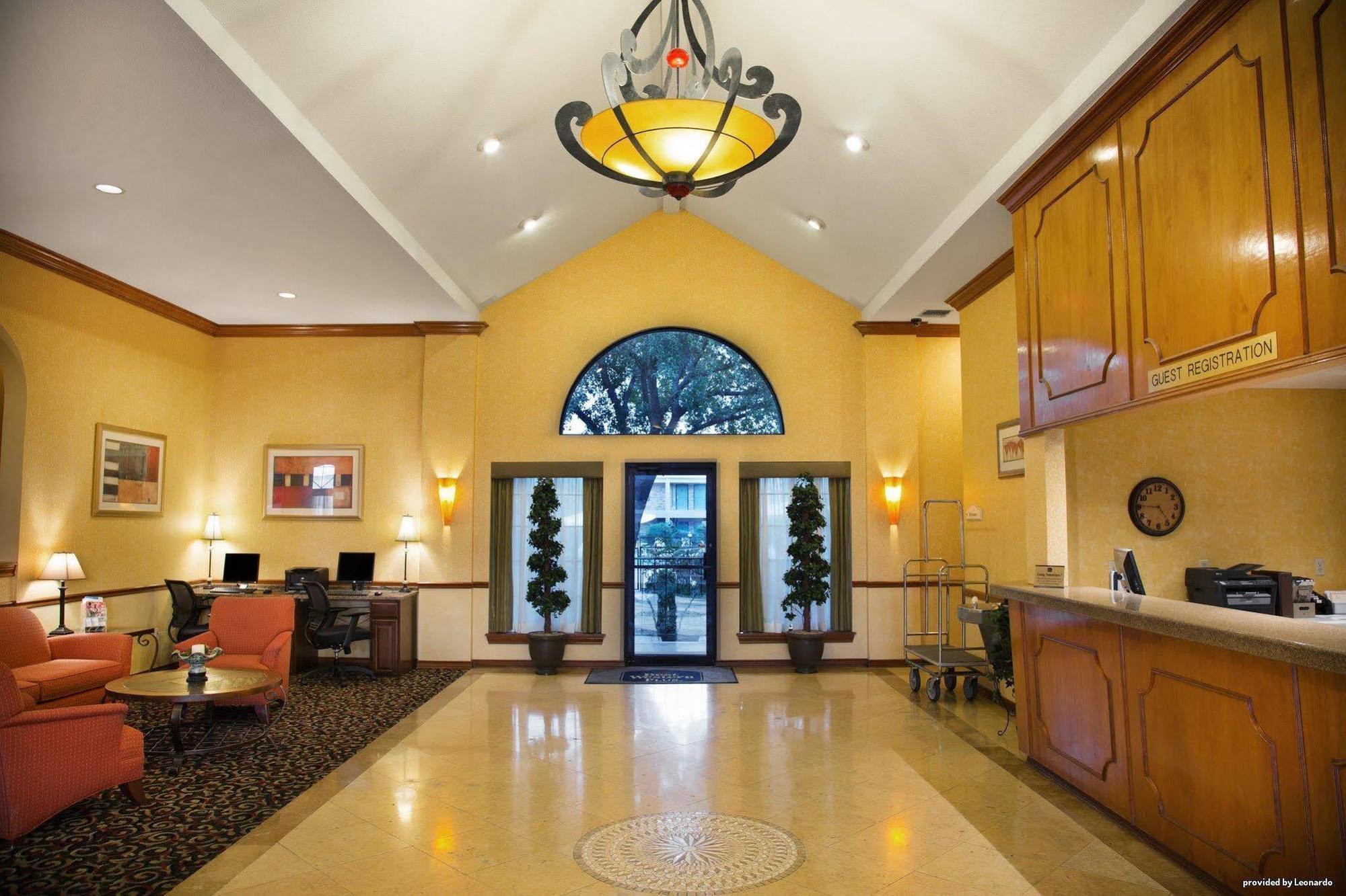 Surestay Plus By Best Western Fiesta Hotel