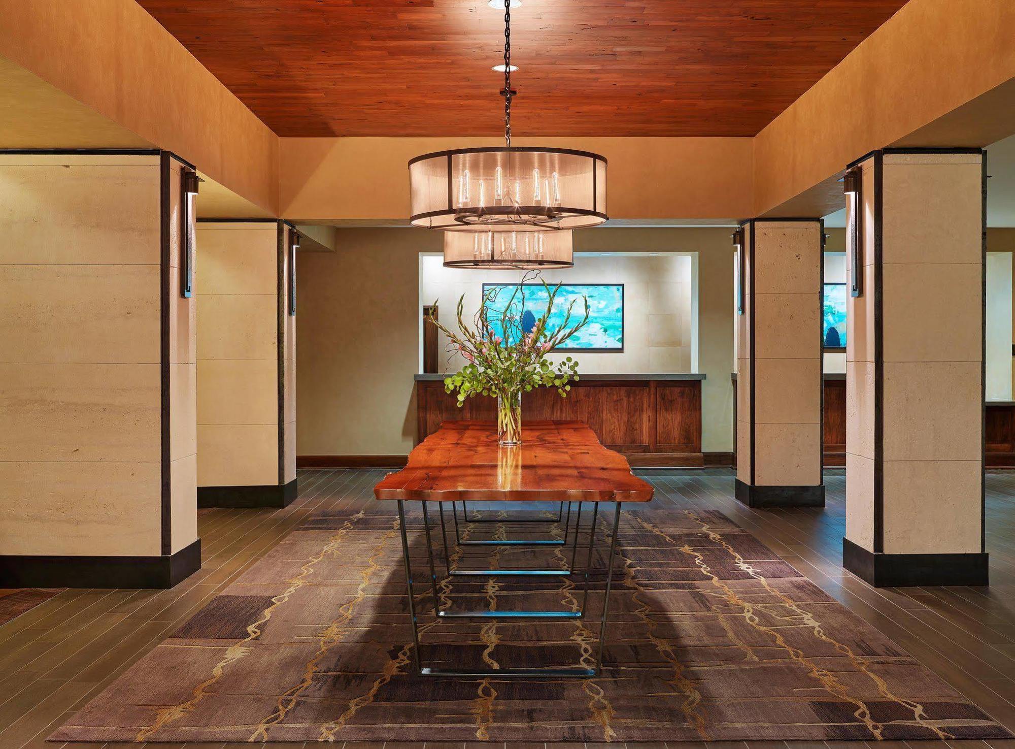 Hotel By Marriott Airport/alamo Heights San Antonio