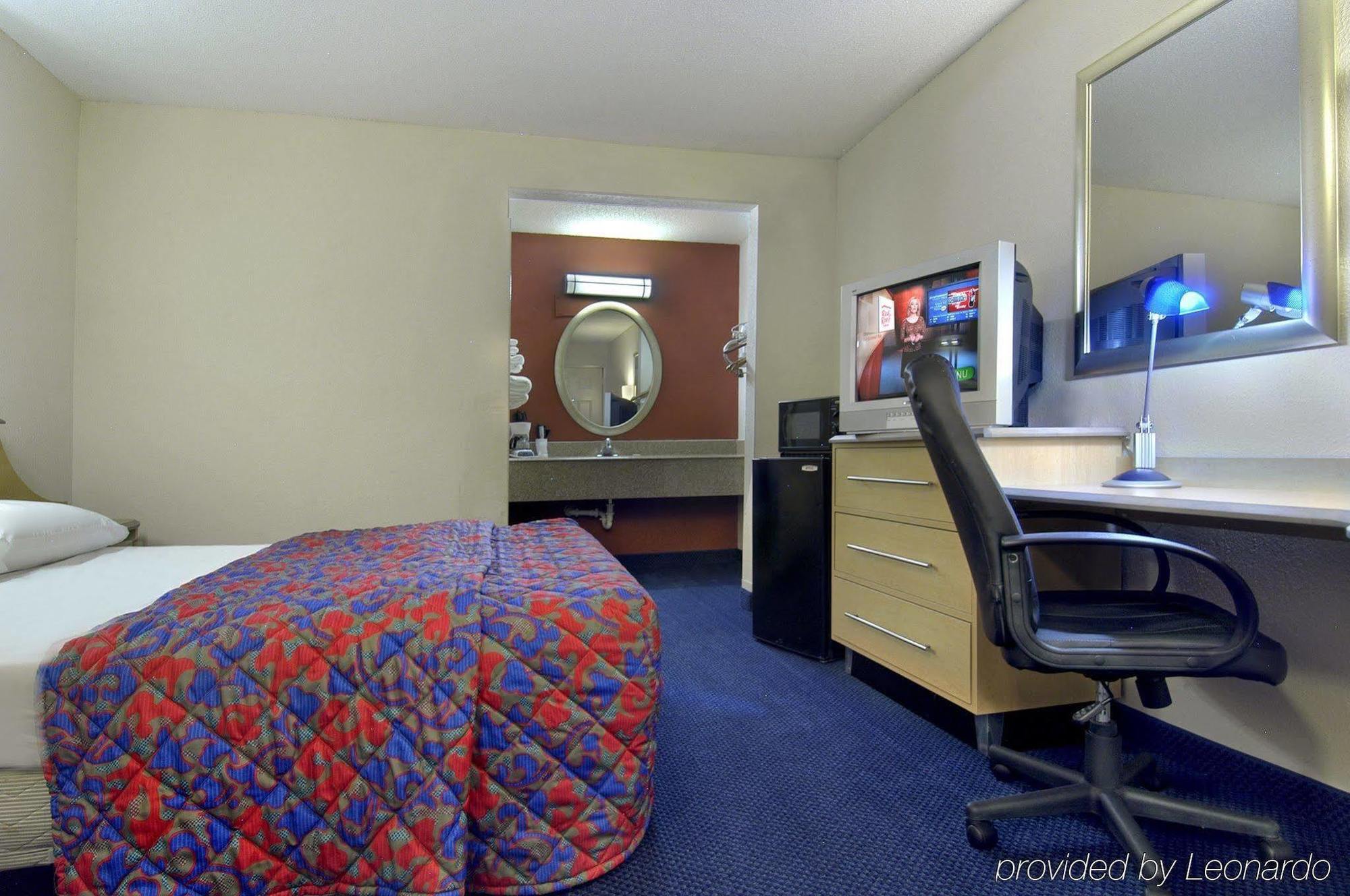 Hotel Travelodge By Wyndham Lackland Afb North San Antonio