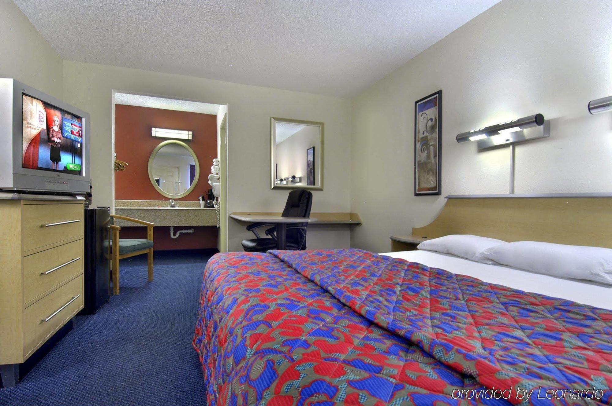 Travelodge By Wyndham Lackland Afb North Hotel